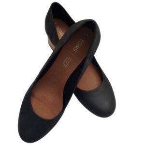 TOMS Women’s Beverly Stacked Heel Black Leather Pump Shoes Size 9W